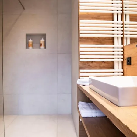 & Alpenresidenz Viktoria Neustift im Stubaital