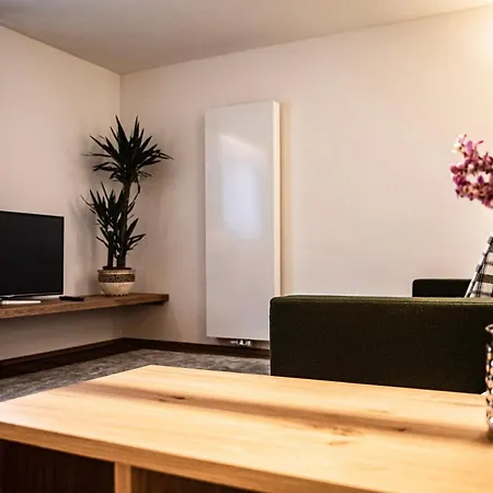 & Alpenresidenz Viktoria ノイシュティフト・イム・シュトゥーバイタール