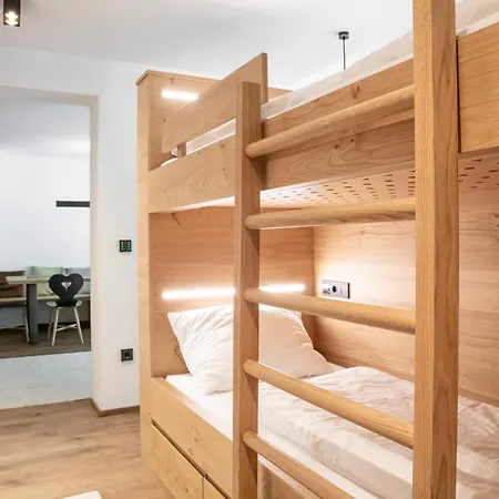 Lägenhetshotell & Alpenresidenz Viktoria 4*