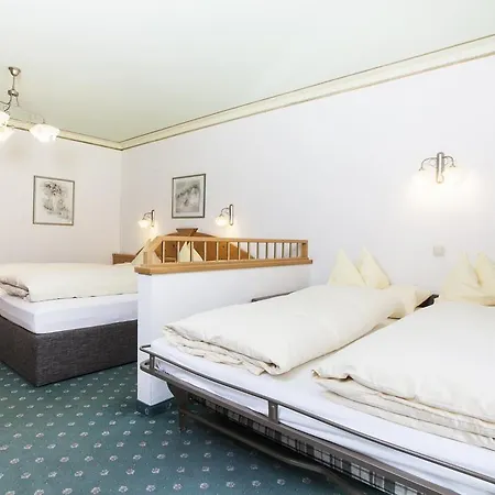 Lägenhetshotell & Alpenresidenz Viktoria Neustift im Stubaital