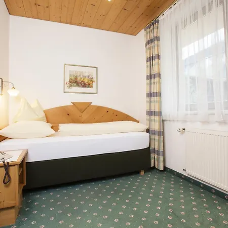 & Alpenresidenz Viktoria Aparthotel 4*