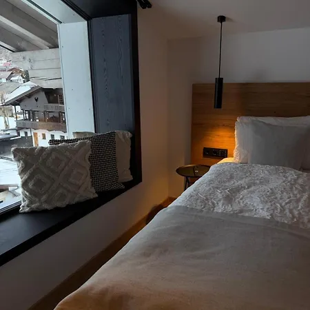 Aparthotel & Alpenresidenz Viktoria Neustift im Stubaital