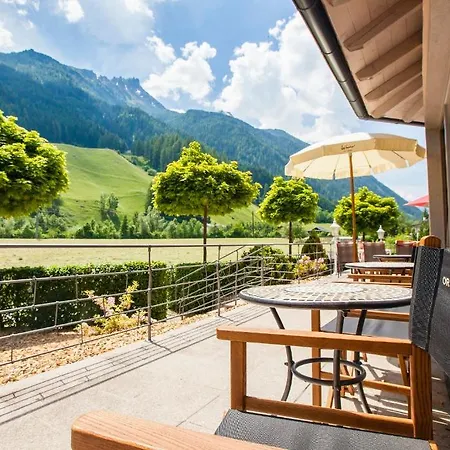 Lägenhetshotell & Alpenresidenz Viktoria Neustift im Stubaital