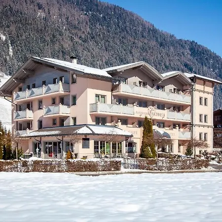 & Alpenresidenz Viktoria Aparthotel Neustift im Stubaital