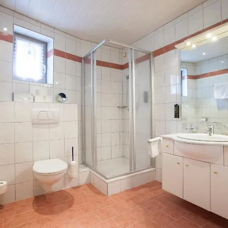 Lägenhetshotell & Alpenresidenz Viktoria Neustift im Stubaital