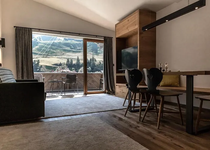 Aparthotel & Alpenresidenz Viktoria Neustift im Stubaital