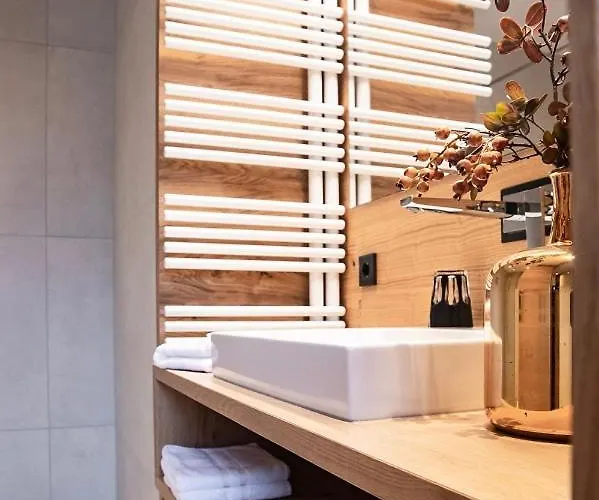 Aparthotel & Alpenresidenz Viktoria 4*