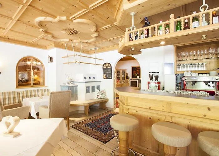 & Alpenresidenz Viktoria Aparthotel 4*