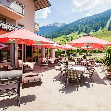 & Alpenresidenz Viktoria Апарт-отель Нойштифт-им-Штубайталь