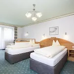 Aparthotel & Alpenresidenz Viktoria 4*