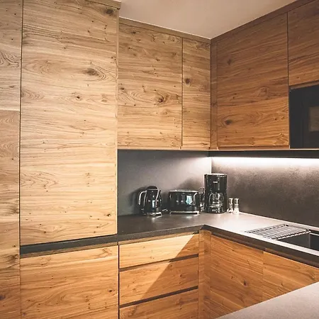 Aparthotel Hotel&appartements Alpenresidenz Viktoria 4*